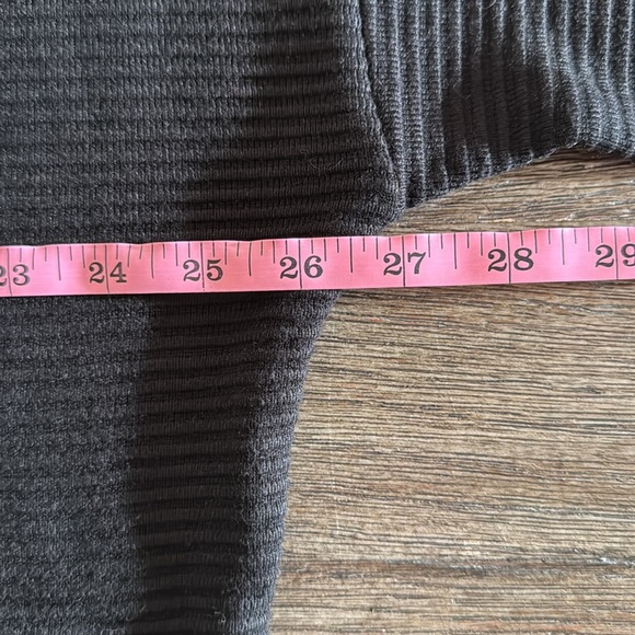 Chico's Ribbed Knit Structured Tunic Top Black - Picture 8 of 10